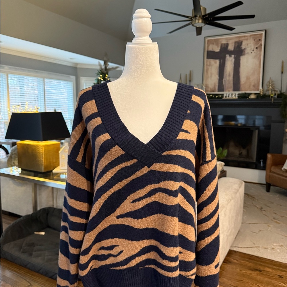 Varley sweater